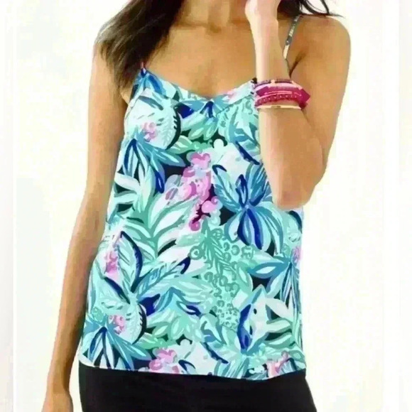 Lilly Pulitzer Tops - Lilly Pulitzer Medium Margaery Shell. item#6U
